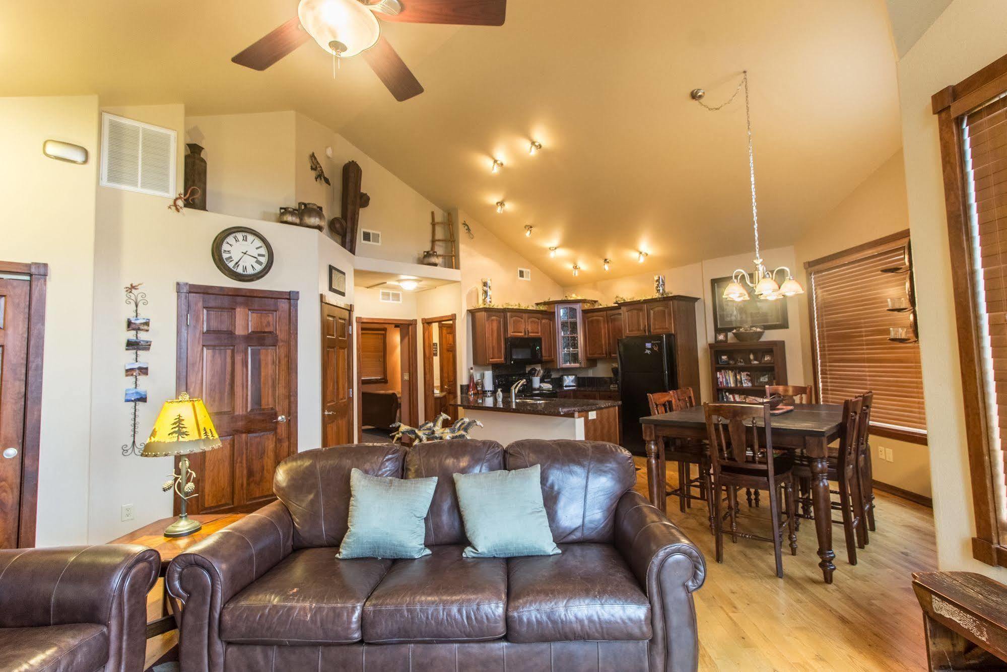 Marys Lake Lodge Mountain Resort And Condos استيس بارك المظهر الخارجي الصورة