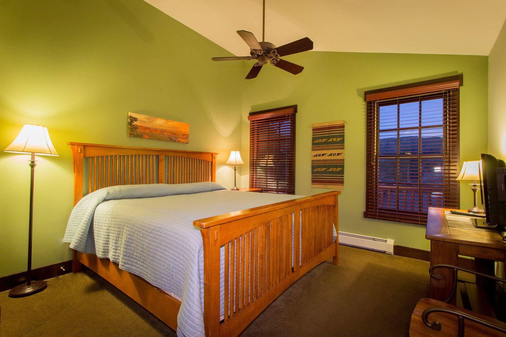 Marys Lake Lodge Mountain Resort And Condos استيس بارك المظهر الخارجي الصورة