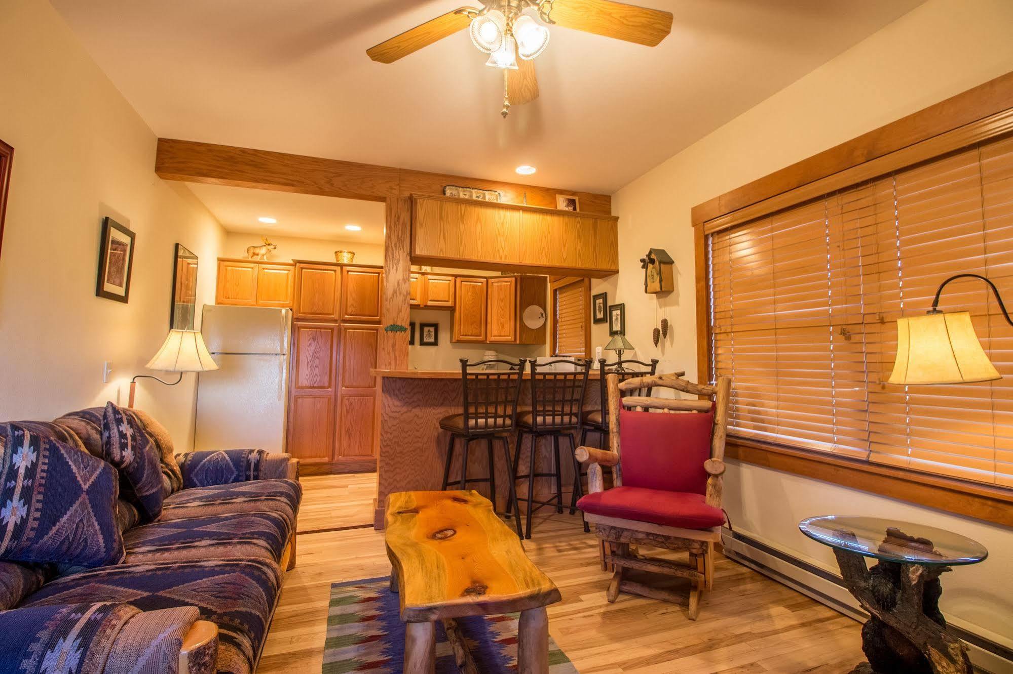 Marys Lake Lodge Mountain Resort And Condos استيس بارك المظهر الخارجي الصورة